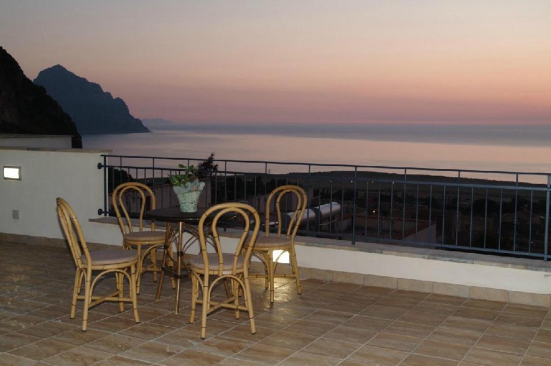 Bed and Breakfast Torre Salina Macari Exterior foto
