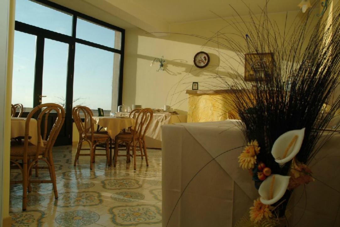 Bed and Breakfast Torre Salina Macari Exterior foto